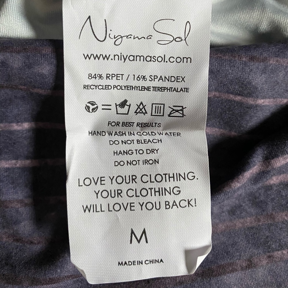 NWT Niyama Sol Granite Stripe Barefoot Legging - Picture 5 of 6